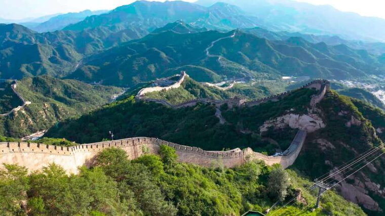 group-travel-to-beijing-badaling-great-wall