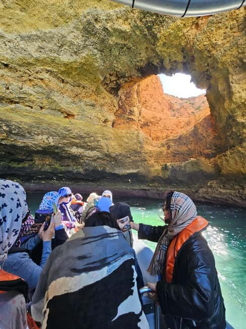 Gruta de benagil e praia da marinha e lugares secretos - Exploring the Algarve Coast: A Review of the Benagil Caves & Praia da Marinha Tour