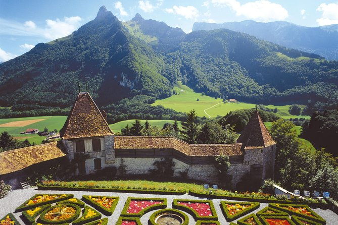 gruyeres-tour-from-geneva-with-train-chocolate-and-cheese