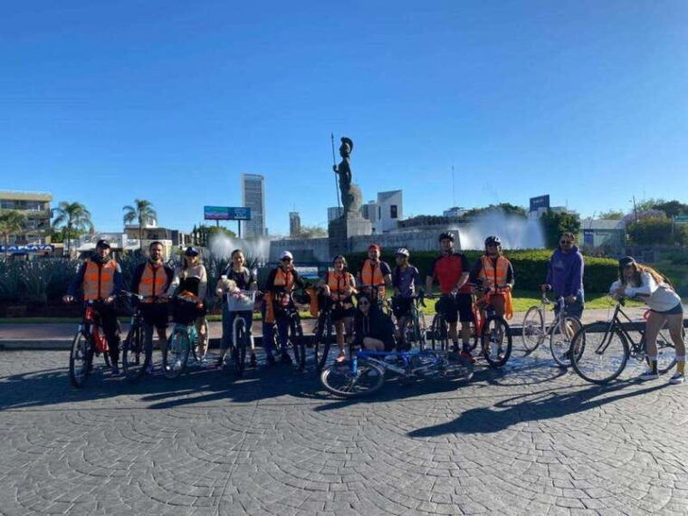 guadalajara-bicycle-tour-of-the-city-visiting-places-of-interest