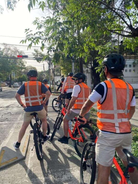 guadalajara-bicycle-tour-of-the-city-visiting-places-of-interest