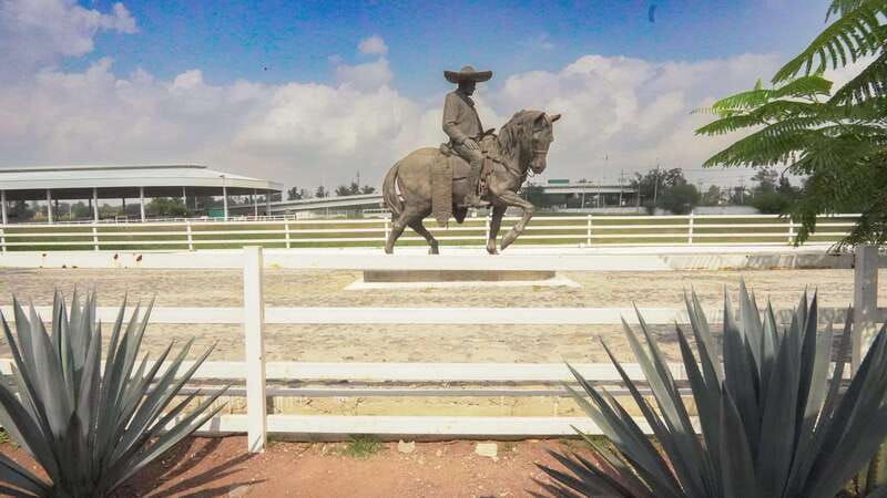 guadalajara-lake-chapala-and-ajijic-day-trip-with-boat-trip
