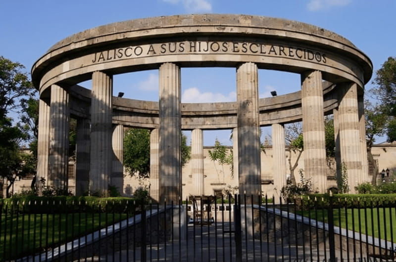 guadalajara-must-see-sites-walking-tour-with-a-guide