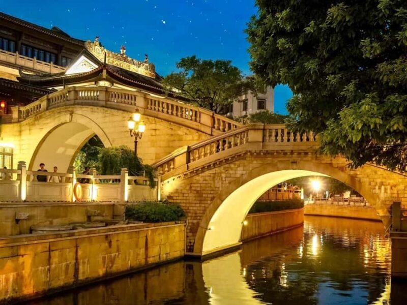 Guangzhou: Authentic Restaurant, Unforgettable Sightseeing - Who Will Love This Tour?