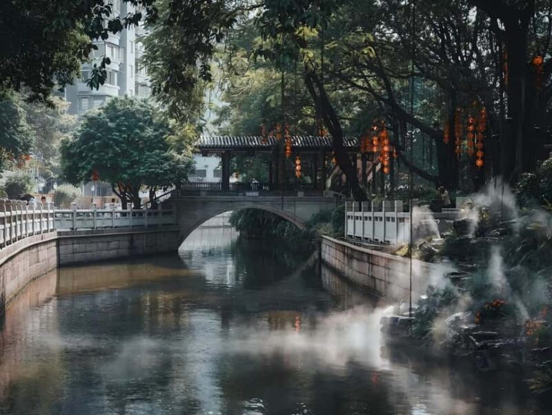 Guangzhou Cantonese Opera Heritage Tour & Costume Experience - The details that matter