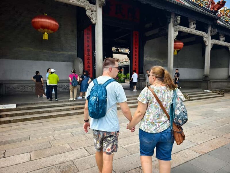 Guangzhou: Chen Clan Academy In-Depth 2-Hour Guided Tour - Discovering the Chen Clan Academy: A Cultural Treasure in Guangzhou