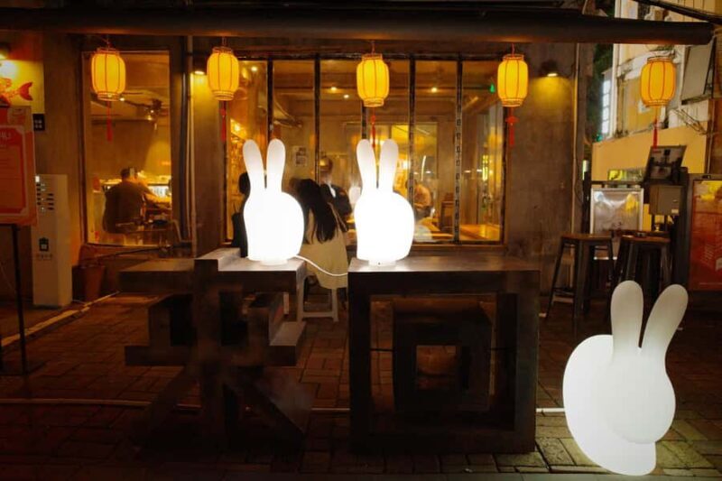 Guangzhou Cyber Night Tour: Landmark Citywalk+Driverless Bus - Who Will Love This Tour?