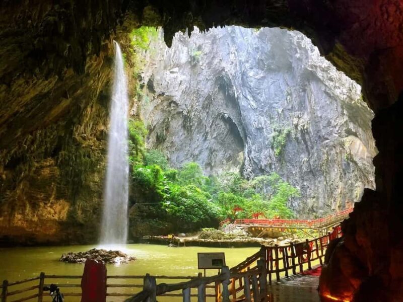 Guangzhou Day Tour: Qingyuan Glass Bridge, Underground River - Key Points
