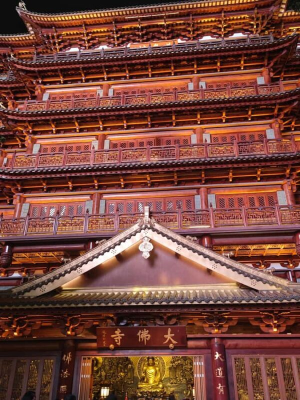 Guangzhou Night: CBD Riverwalk, Hidden Alleys & Food Tasting - Pearl River: A peaceful start with stunning city views