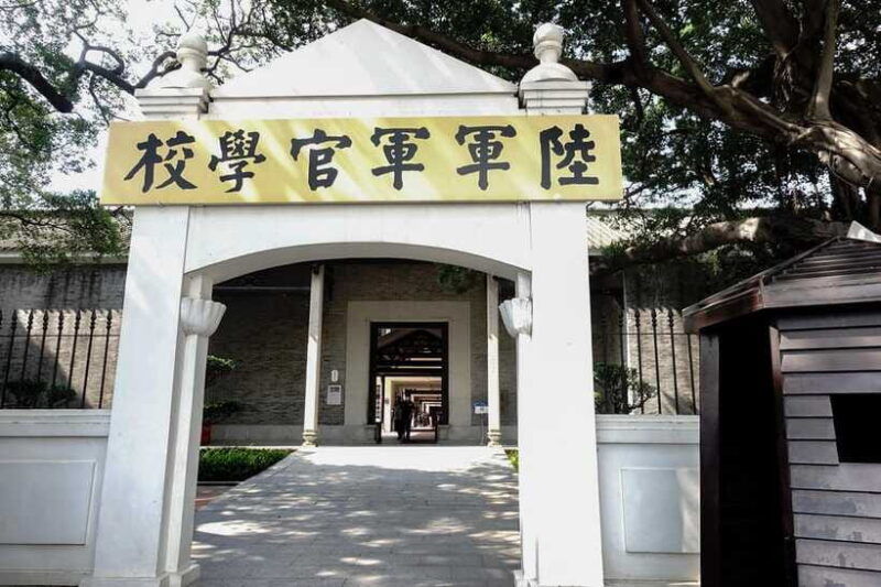 guangzhou-private-one-day-tailored-tour-in-flower-city
