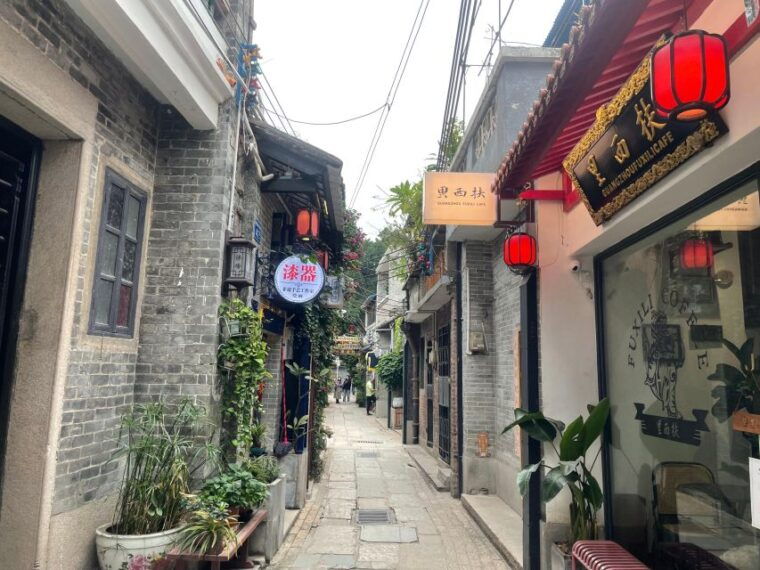 guangzhou-walking-tour-of-xiguan-ancient-town