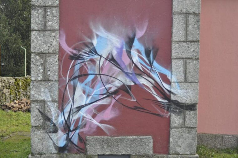 guarda-secrets-street-art-hidden-histories-free-tour