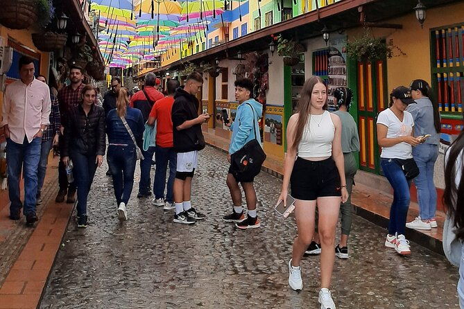 guatape-guided-tour-from-medellin
