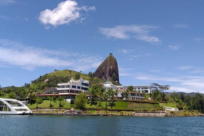 guatape-official-private-tour