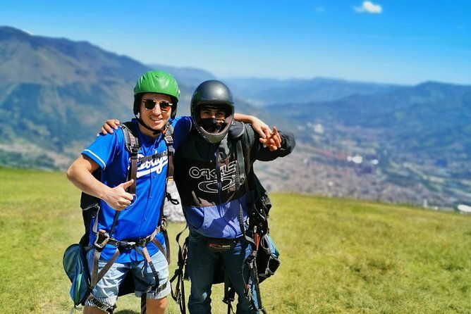 guatape-paragliding-private-tour-from-medellin-a-memorable-day