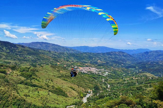 guatape-paragliding-private-tour-from-medellin-a-memorable-day