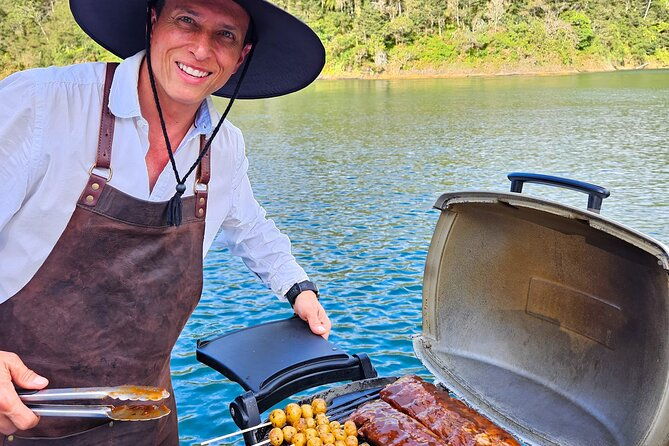 guatape-private-day-trip-lunch-o-the-lake-culinary-experience