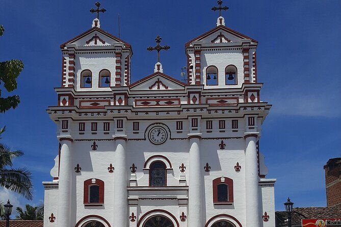 guatape-tour-and-stone-of-the-rock-private-or-shared