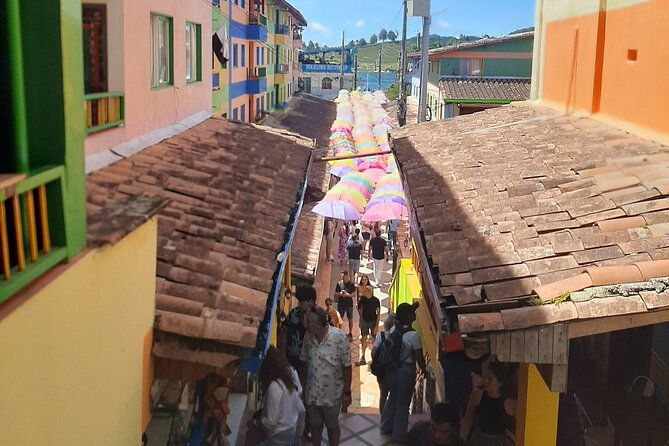 guatape-tour-and-stone-of-the-rock-private-or-shared