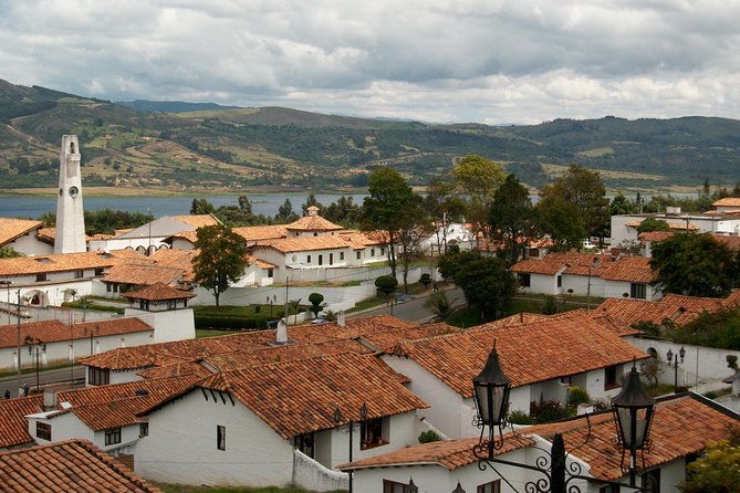 guatavita-lagoon-half-day-trip-from-bogota