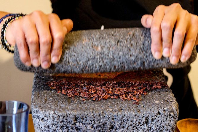 guatemalan-bean-to-bar-ceremonial-cacao-and-chocolate-experience