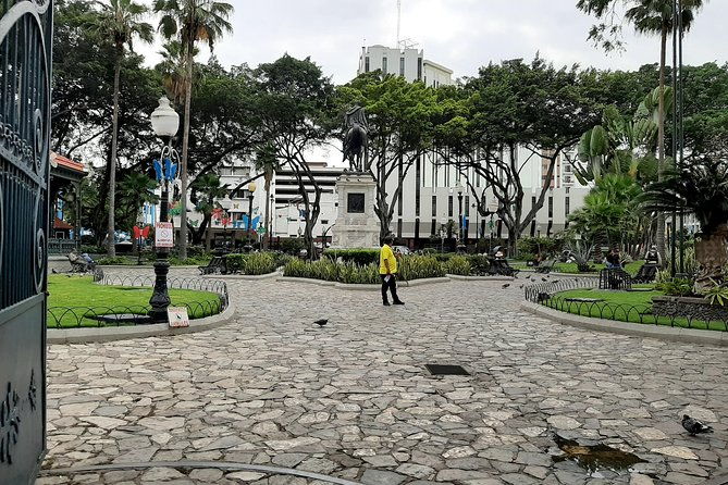 guayaquil-city-tour-including-the-light-house-of-cerro-santa-ana