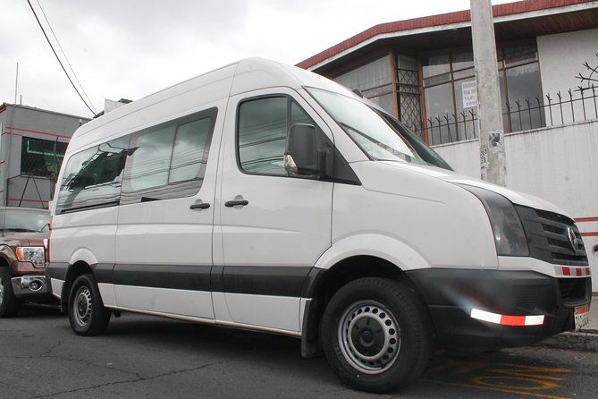 guayaquil-private-departure-transfer-from-hotels-to-the-airport