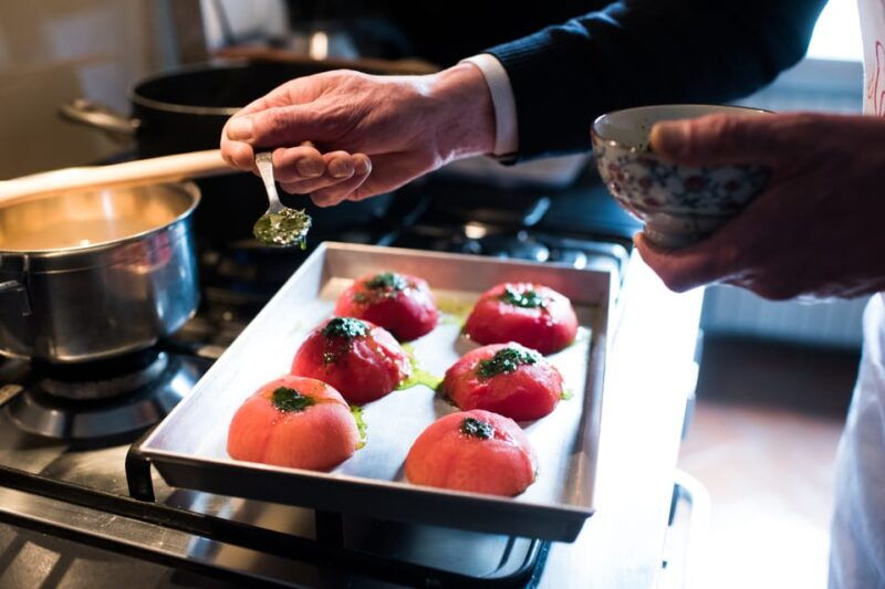 gubbio-market-tour-and-meal-at-a-locals-home