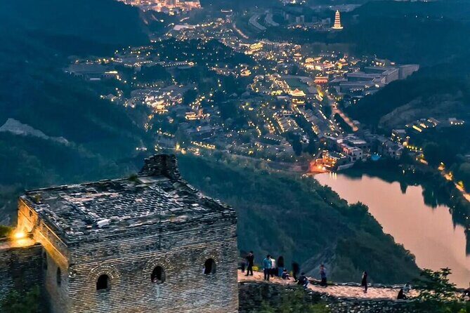 Gubei Water Town and Simatai Great Wall with Transfer - Key Points