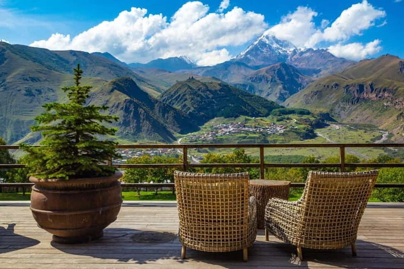Gudauri and Kazbegi Private day Trip - Key Points