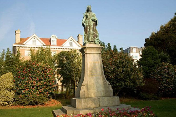 guernsey-coastal-small-group-tour