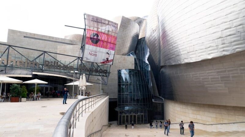 guggenheim-art-explained-by-artists
