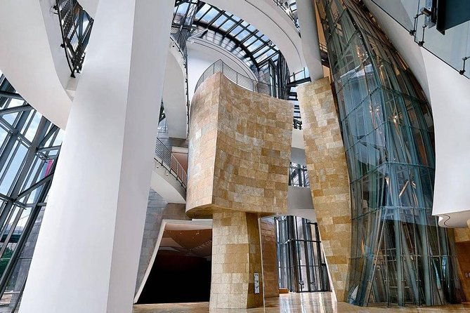 guggenheim-bilbao-museum-private-tour