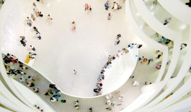 guggenheim-museum-bilbao-private-tour-with-official-guide