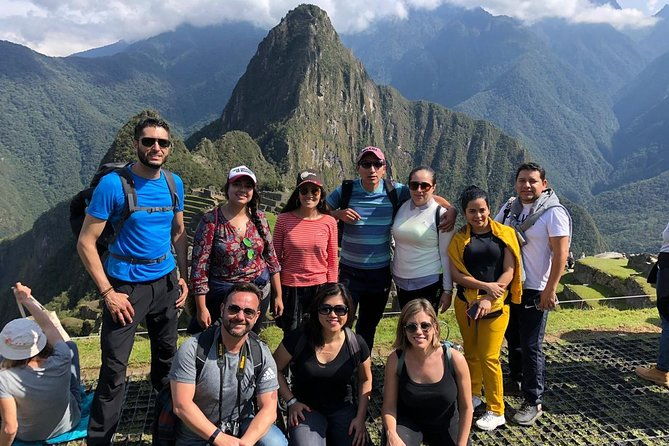 guide-in-machu-picchu