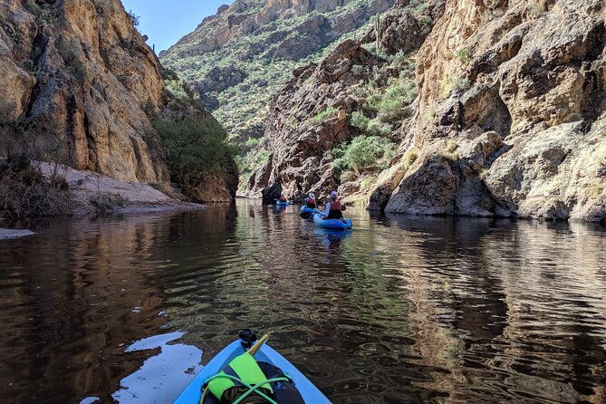 guided-2-5-hours-kayaking-paddle-boarding-on-saguaro-lake