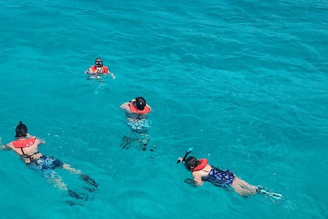 guided-all-inclusive-beach-day-excursion-in-bahamas