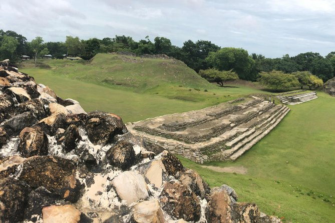 guided-altun-ha-ruins-rum-factory-belize-sign-from-belize-city