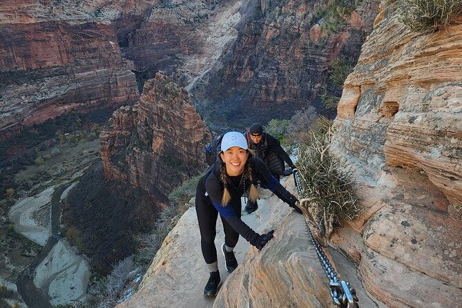 guided-angels-landing-with-permit