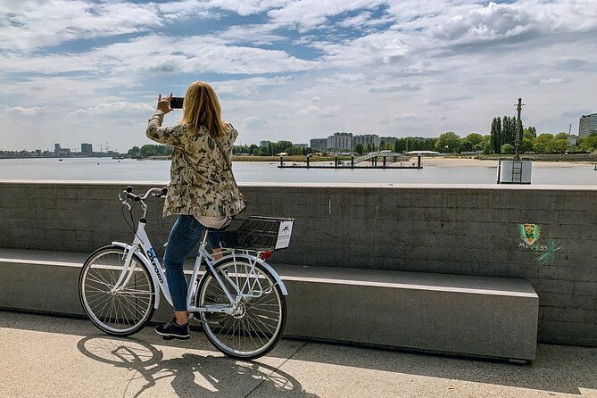 guided-bike-tour-2-hours-highlights-of-antwerp