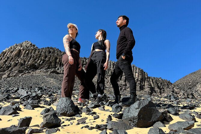 Guided Black and White Desert Adventure and Camping in Egypt - Guided Black and White Desert Adventure and Camping in Egypt: A Complete Review