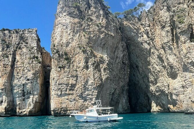 guided-boat-excursion-to-gaeta-and-sperlonga-2