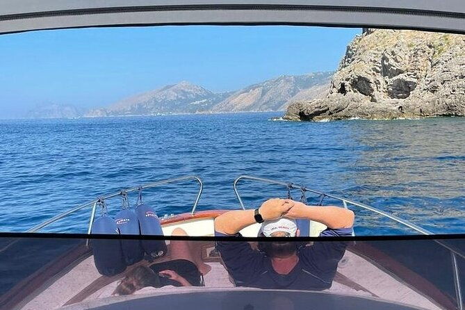 guided-boat-tour-of-the-amalfi-coast-from-sorrento
