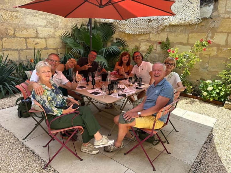 Guided Bordeaux Wine Tasting Class with 6 Wines and pairings - Key Points