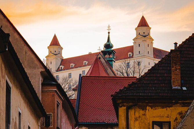 guided-city-and-castle-tour-from-bratislava