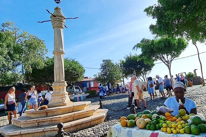 Guided City tour Praia with Cidade Velha (World Heritage) - Key Points