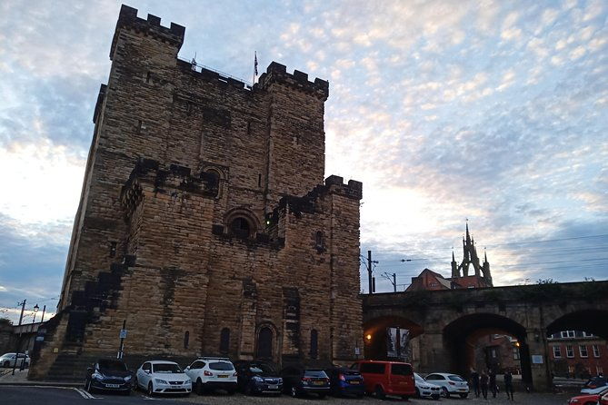 guided-city-walking-tour-of-newcastle