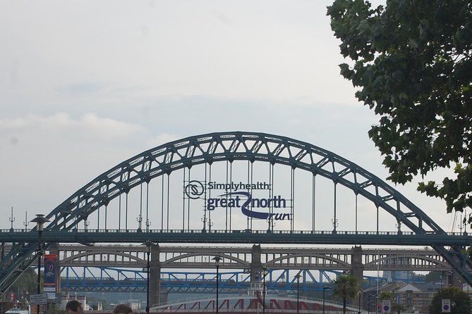 guided-city-walking-tour-of-newcastle