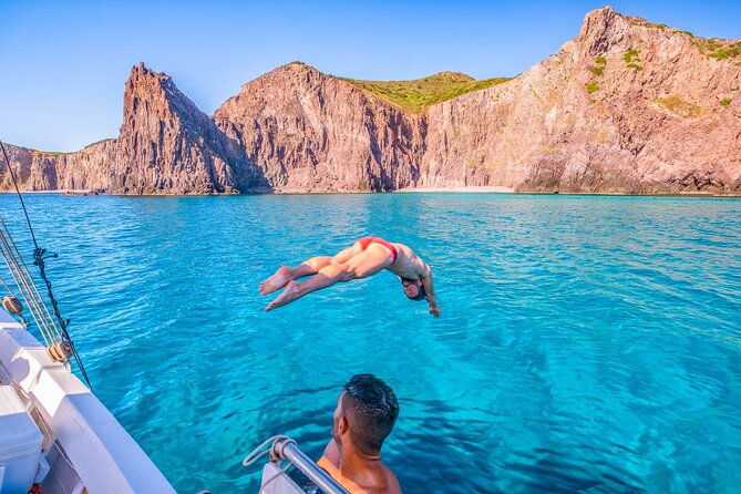 guided-day-by-boat-in-carloforte-with-snorkeling-and-aperitif