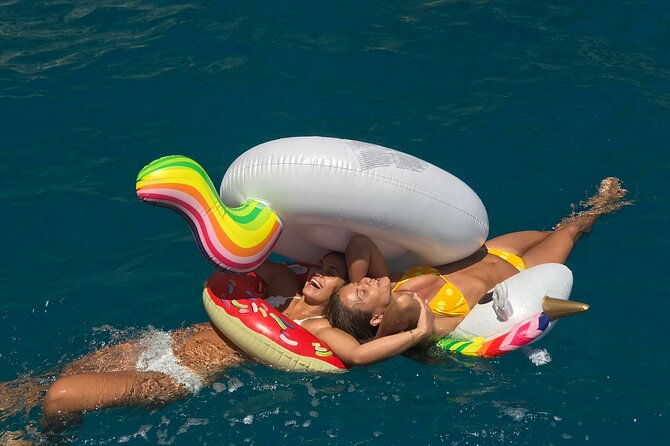 guided-day-by-boat-to-the-secrets-of-the-island-of-capri